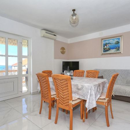 Apartments Vlado I Vesna รทินา ภายนอก รูปภาพ