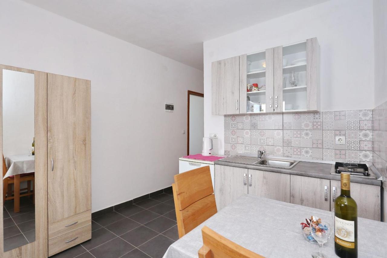 Apartments Vlado I Vesna รทินา ภายนอก รูปภาพ