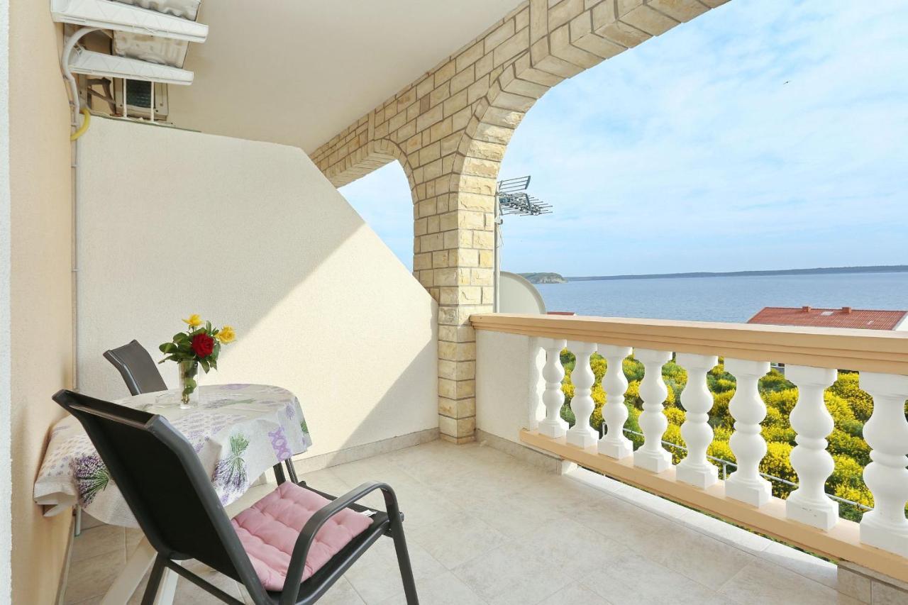 Apartments Vlado I Vesna รทินา ภายนอก รูปภาพ