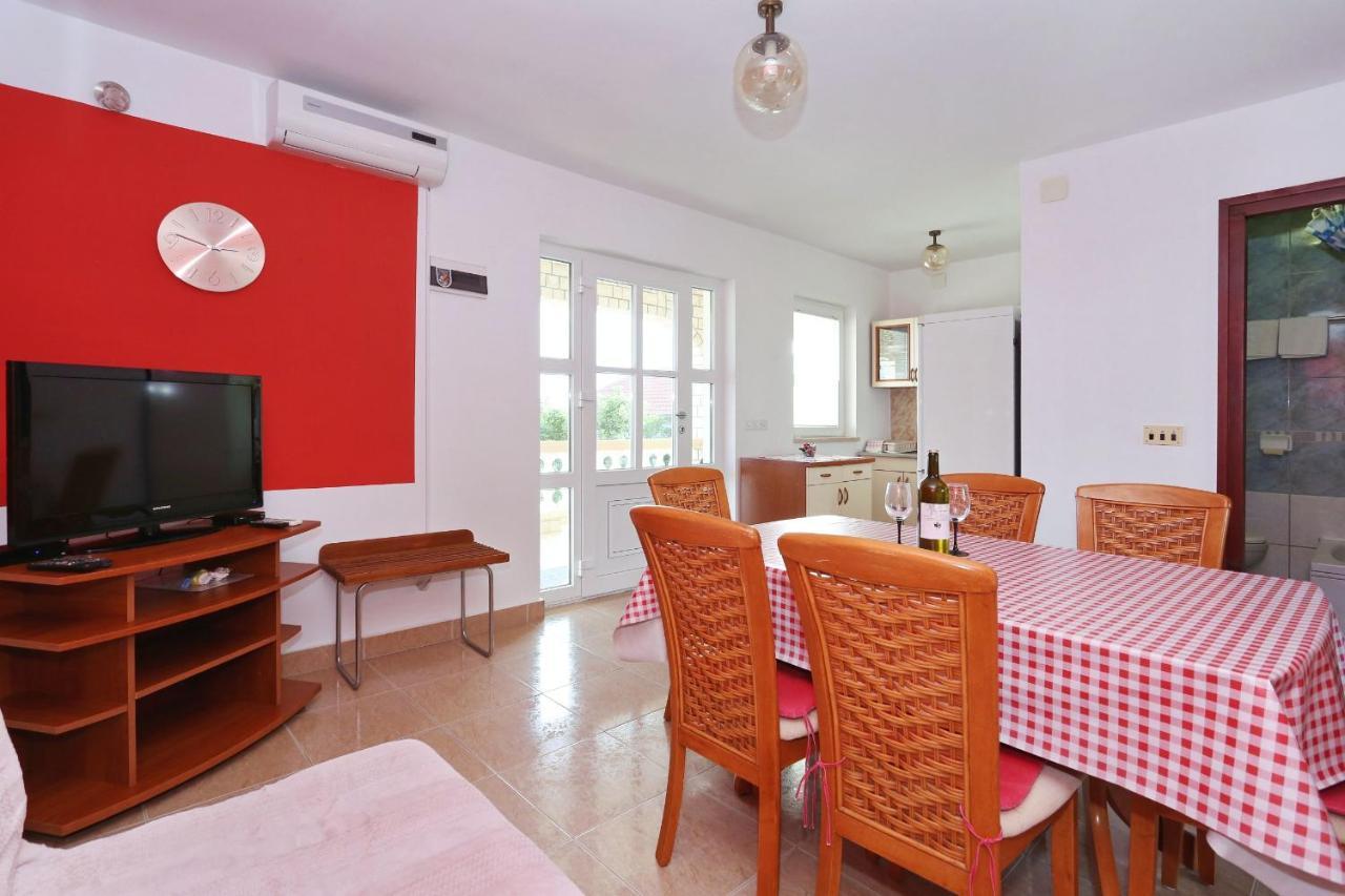 Apartments Vlado I Vesna รทินา ภายนอก รูปภาพ