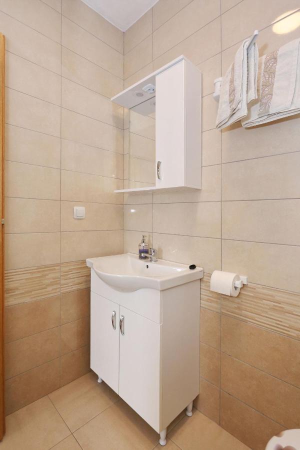Apartments Vlado I Vesna รทินา ภายนอก รูปภาพ